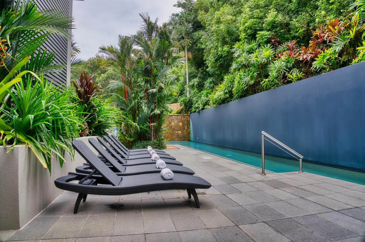 Aparthotel Coconut Grove Port Douglas Exterior foto